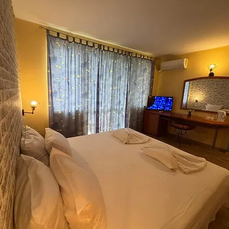 Family Vaso 瓦爾納