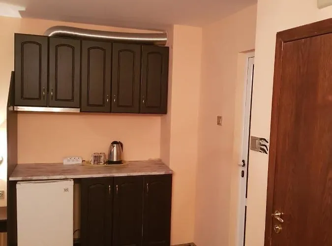 Hotel Family Vaso Warna